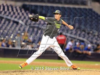Thumbnail 3 in Perfect Game All-American Classic (East vs. West) photogallery.