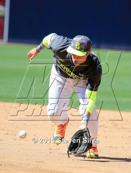 Thumbnail 2 in Perfect Game All-American Classic (East vs. West) photogallery.