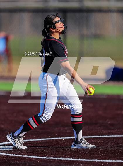 Thumbnail 1 in Choctaw @ Mustang photogallery.