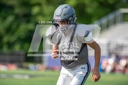 Thumbnail 2 in Howell vs Old Bridge (Scrimmage) photogallery.