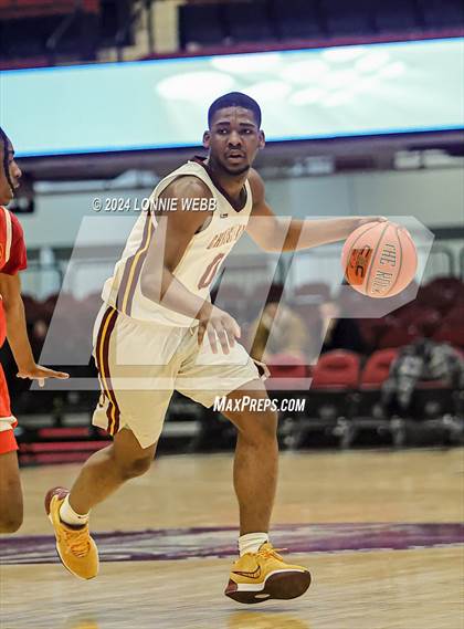 Thumbnail 3 in Christ the King vs James Monroe (Public vs Catholic Hoops Showdown) photogallery.