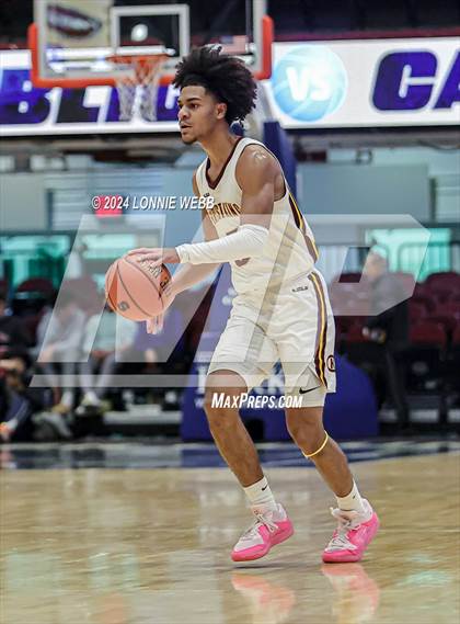 Thumbnail 2 in Christ the King vs James Monroe (Public vs Catholic Hoops Showdown) photogallery.
