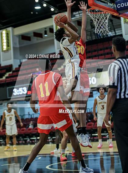 Thumbnail 3 in Christ the King vs James Monroe (Public vs Catholic Hoops Showdown) photogallery.