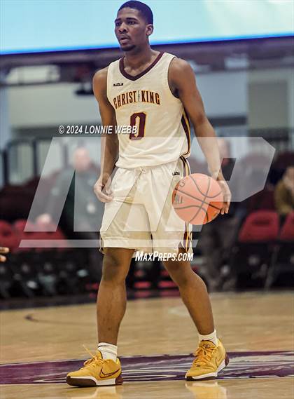 Thumbnail 2 in Christ the King vs James Monroe (Public vs Catholic Hoops Showdown) photogallery.
