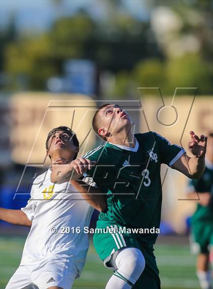 Thumbnail 1 in Canoga Park vs Royal (Valley Kickoff Classic) photogallery.