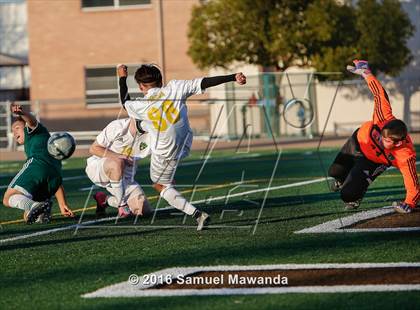 Thumbnail 3 in Canoga Park vs Royal (Valley Kickoff Classic) photogallery.