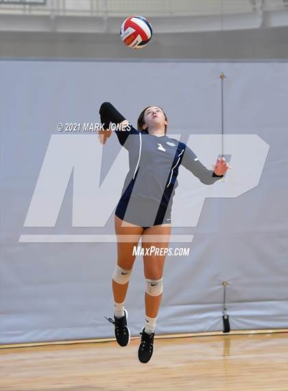 Thumbnail 1 in Sacred Heart vs. Vista Murrieta (Nike Tournament of Champions) photogallery.