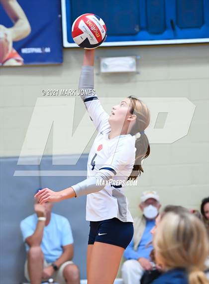 Thumbnail 1 in Sacred Heart vs. Vista Murrieta (Nike Tournament of Champions) photogallery.