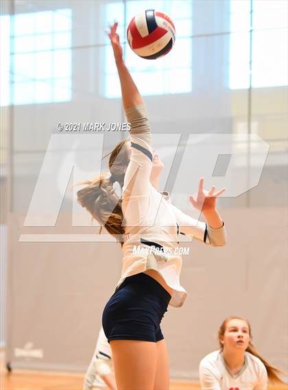 Thumbnail 2 in Sacred Heart vs. Vista Murrieta (Nike Tournament of Champions) photogallery.