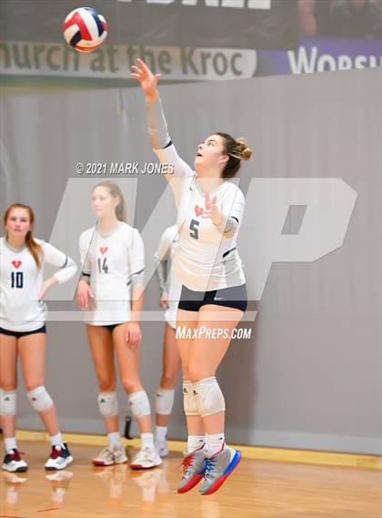 Thumbnail 2 in Sacred Heart vs. Vista Murrieta (Nike Tournament of Champions) photogallery.