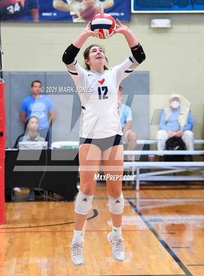 Thumbnail 3 in Sacred Heart vs. Vista Murrieta (Nike Tournament of Champions) photogallery.