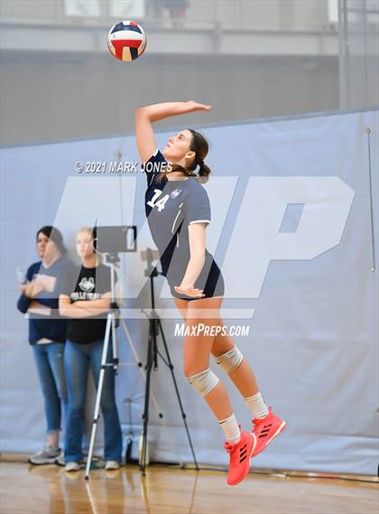 Thumbnail 1 in Sacred Heart vs. Vista Murrieta (Nike Tournament of Champions) photogallery.