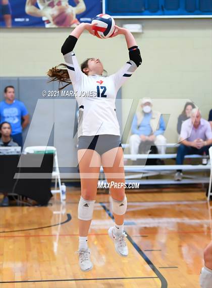 Thumbnail 2 in Sacred Heart vs. Vista Murrieta (Nike Tournament of Champions) photogallery.