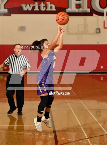 Thumbnail 2 in Wilson L.A. vs Bell (Mark Keppel Tournament) photogallery.