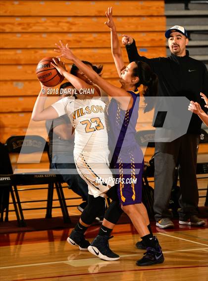 Thumbnail 3 in Wilson L.A. vs Bell (Mark Keppel Tournament) photogallery.