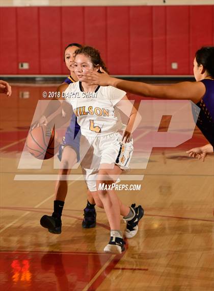 Thumbnail 3 in Wilson L.A. vs Bell (Mark Keppel Tournament) photogallery.