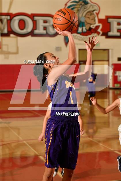 Thumbnail 3 in Wilson L.A. vs Bell (Mark Keppel Tournament) photogallery.
