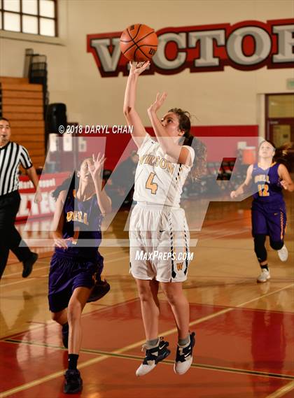 Thumbnail 2 in Wilson L.A. vs Bell (Mark Keppel Tournament) photogallery.