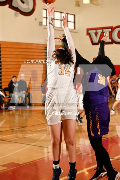 Thumbnail 3 in Wilson L.A. vs Bell (Mark Keppel Tournament) photogallery.