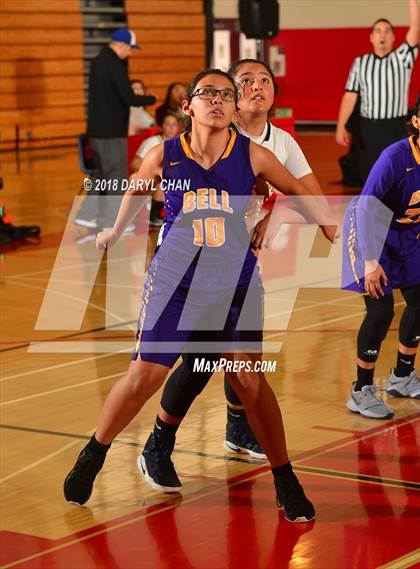 Thumbnail 2 in Wilson L.A. vs Bell (Mark Keppel Tournament) photogallery.