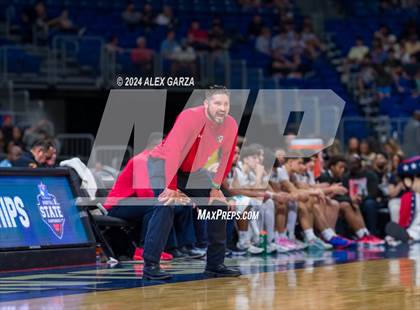 Thumbnail 2 in Veterans Memorial vs Ellison (UIL 5A Basketball Semifinal) photogallery.