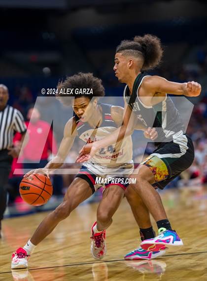 Thumbnail 2 in Veterans Memorial vs Ellison (UIL 5A Basketball Semifinal) photogallery.
