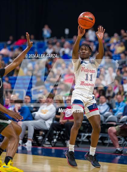 Thumbnail 2 in Veterans Memorial vs Ellison (UIL 5A Basketball Semifinal) photogallery.
