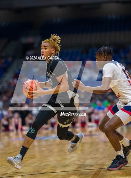 Thumbnail 1 in Veterans Memorial vs Ellison (UIL 5A Basketball Semifinal) photogallery.