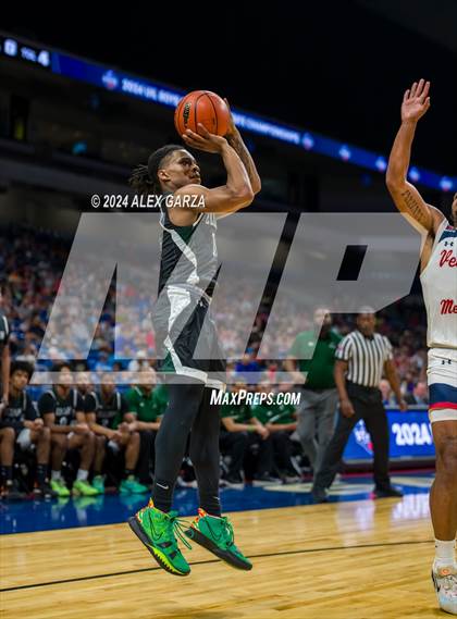 Thumbnail 1 in Veterans Memorial vs Ellison (UIL 5A Basketball Semifinal) photogallery.