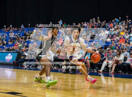 Thumbnail 1 in Veterans Memorial vs Ellison (UIL 5A Basketball Semifinal) photogallery.