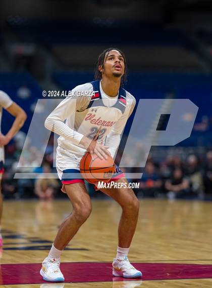 Thumbnail 1 in Veterans Memorial vs Ellison (UIL 5A Basketball Semifinal) photogallery.