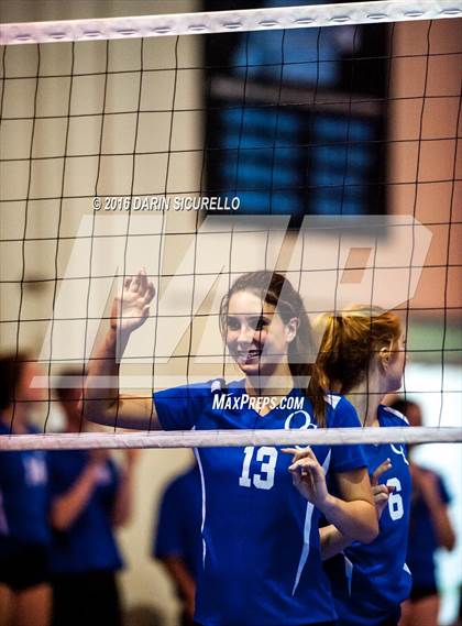 Thumbnail 2 in O'Connor vs. Pacific Ridge (Nike Tournament of Champions) photogallery.