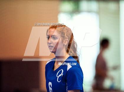 Thumbnail 2 in O'Connor vs. Pacific Ridge (Nike Tournament of Champions) photogallery.
