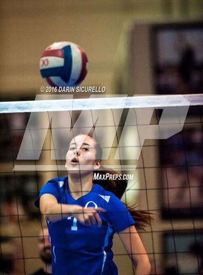 Thumbnail 3 in O'Connor vs. Pacific Ridge (Nike Tournament of Champions) photogallery.