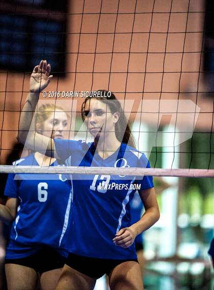Thumbnail 3 in O'Connor vs. Pacific Ridge (Nike Tournament of Champions) photogallery.
