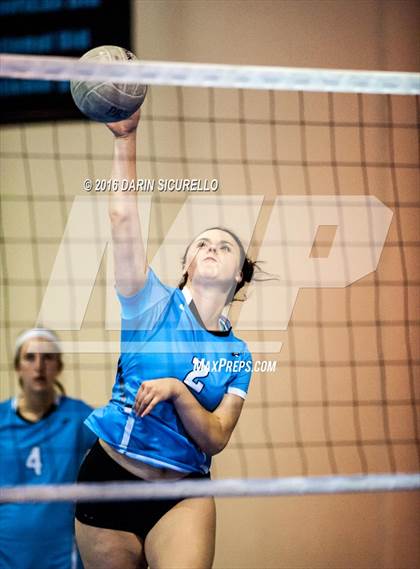 Thumbnail 2 in O'Connor vs. Pacific Ridge (Nike Tournament of Champions) photogallery.
