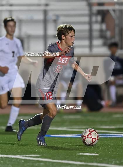 Thumbnail 2 in Lee [Robert E.] vs Central Catholic photogallery.