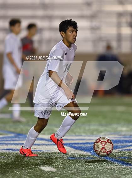 Thumbnail 2 in Lee [Robert E.] vs Central Catholic photogallery.