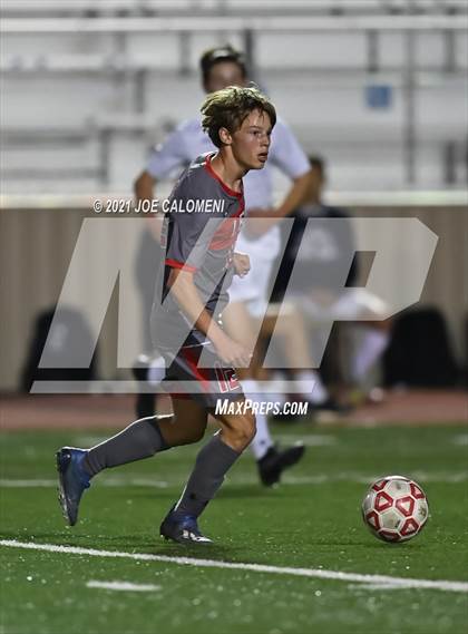 Thumbnail 2 in Lee [Robert E.] vs Central Catholic photogallery.