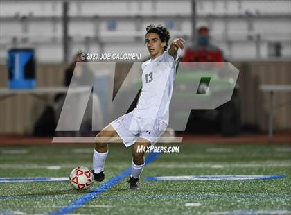 Thumbnail 1 in Lee [Robert E.] vs Central Catholic photogallery.