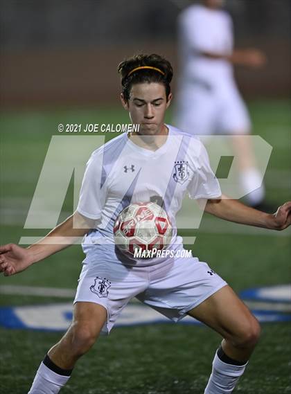 Thumbnail 1 in Lee [Robert E.] vs Central Catholic photogallery.
