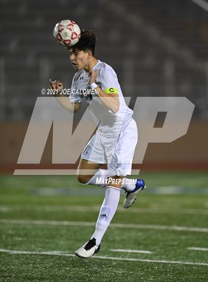 Thumbnail 2 in Lee [Robert E.] vs Central Catholic photogallery.