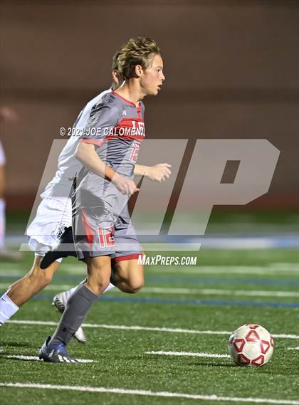 Thumbnail 2 in Lee [Robert E.] vs Central Catholic photogallery.