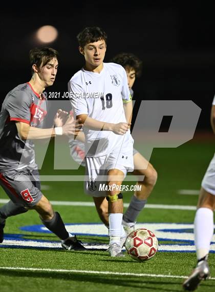 Thumbnail 1 in Lee [Robert E.] vs Central Catholic photogallery.