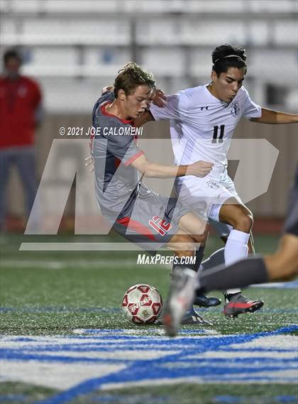 Thumbnail 3 in Lee [Robert E.] vs Central Catholic photogallery.