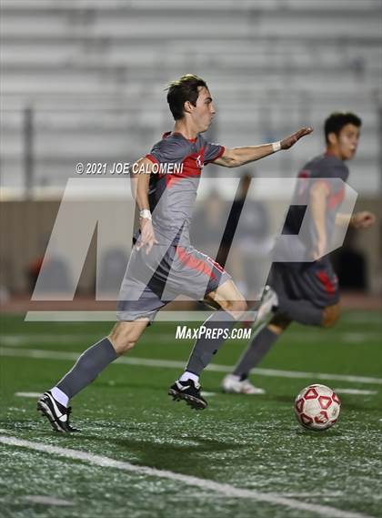 Thumbnail 1 in Lee [Robert E.] vs Central Catholic photogallery.