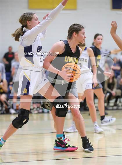 Thumbnail 3 in Union @ Summit Academy (UHSAA 3A Second Round) photogallery.