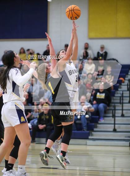 Thumbnail 3 in Union @ Summit Academy (UHSAA 3A Second Round) photogallery.