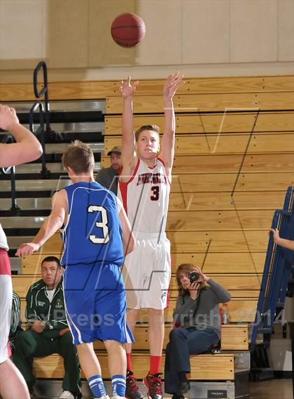 Thumbnail 1 in El Dorado vs. Bella Vista (Trojan Toss-Up) photogallery.