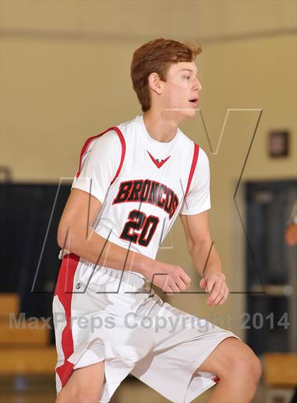 Thumbnail 2 in El Dorado vs. Bella Vista (Trojan Toss-Up) photogallery.